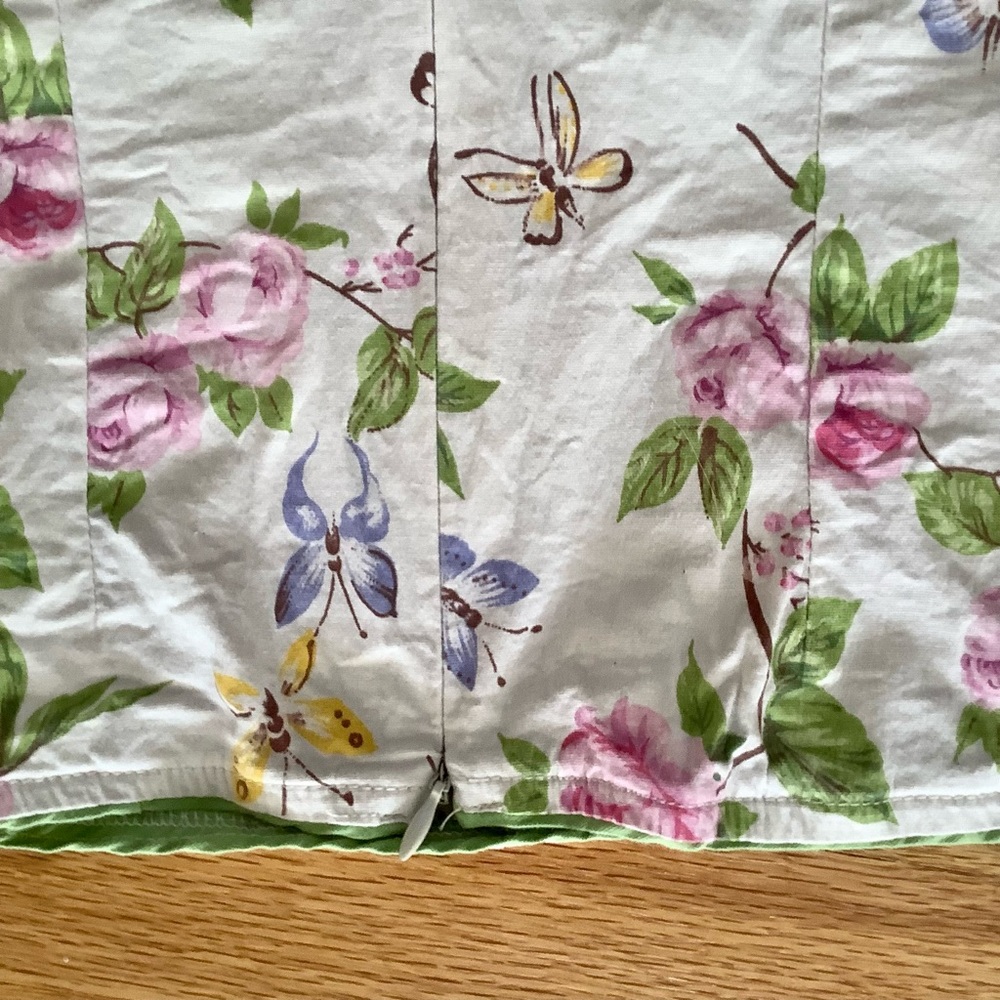 Printed Halter Top - Picture 4 of 6